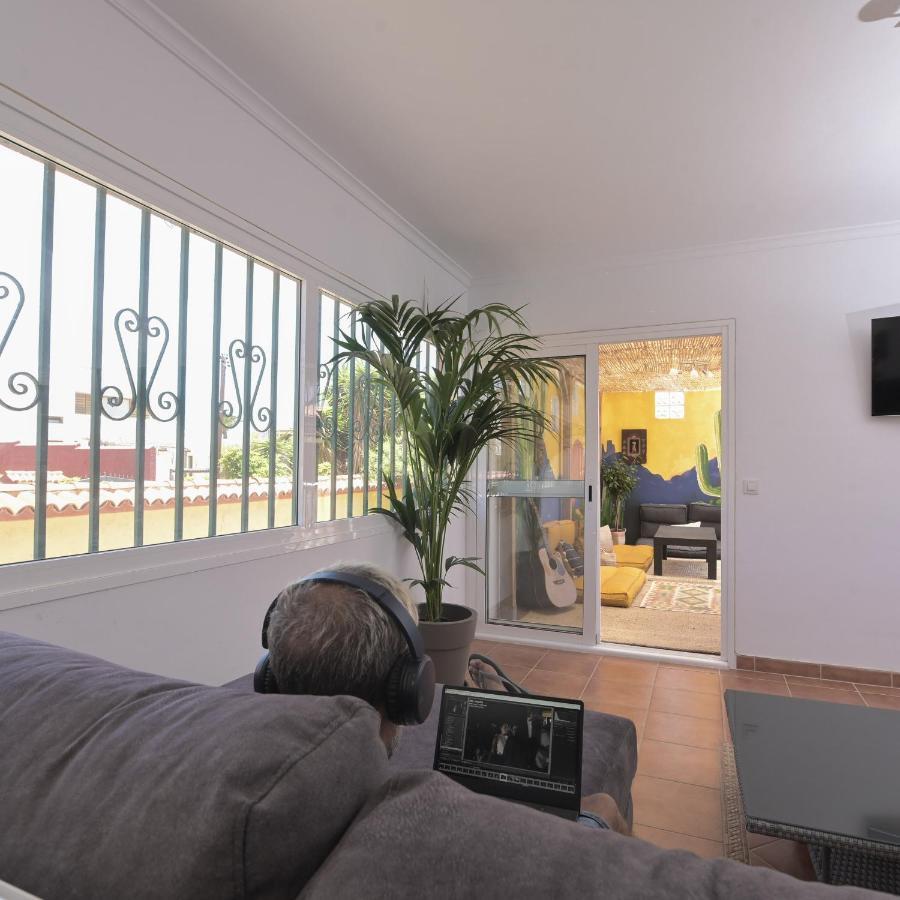 Hostel Los Amigos Yoga & Wellness La Mareta Luaran gambar