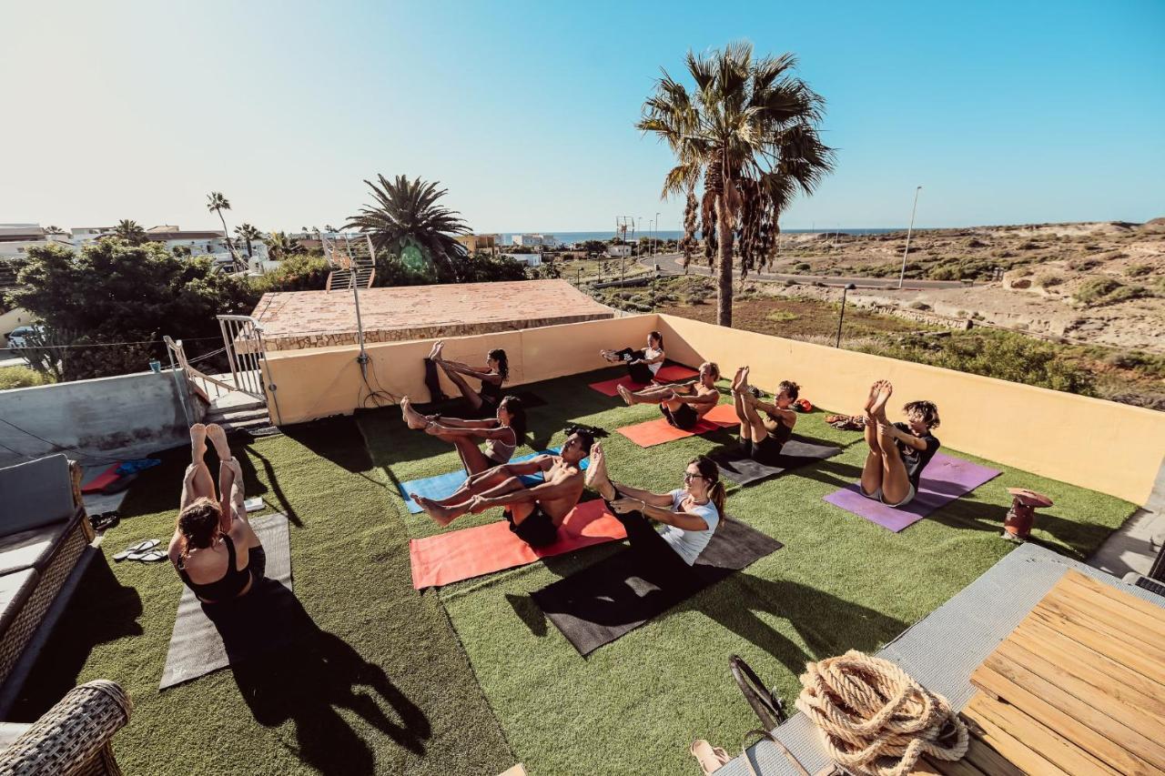 Hostel Los Amigos Yoga & Wellness La Mareta Luaran gambar