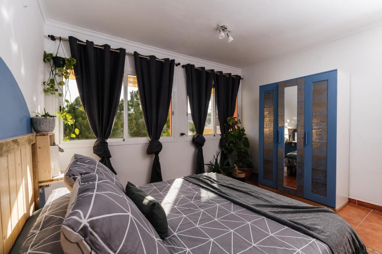 Hostel Los Amigos Yoga & Wellness La Mareta Luaran gambar