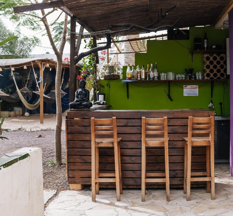 Hostel Los Amigos Yoga & Wellness La Mareta Luaran gambar