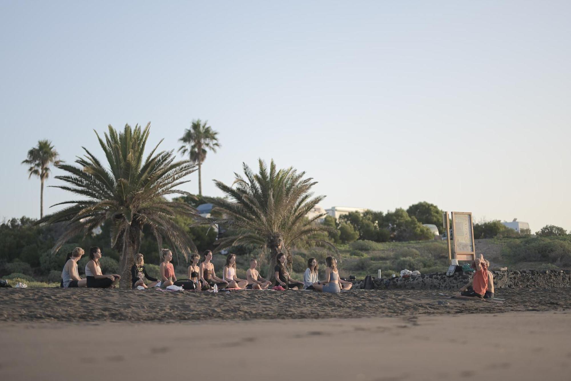 Hostel Los Amigos Yoga & Wellness La Mareta Luaran gambar