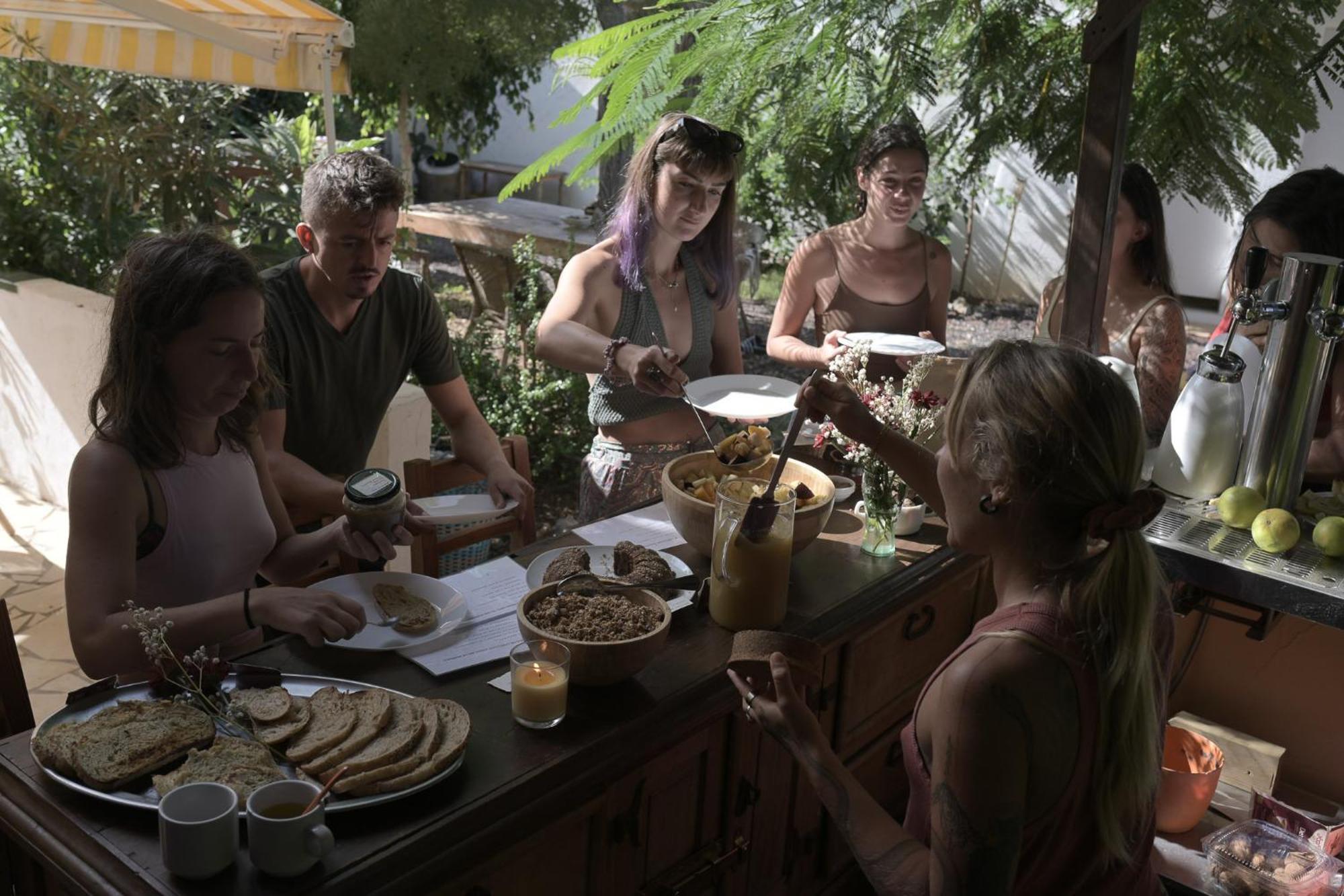 Hostel Los Amigos Yoga & Wellness La Mareta Luaran gambar