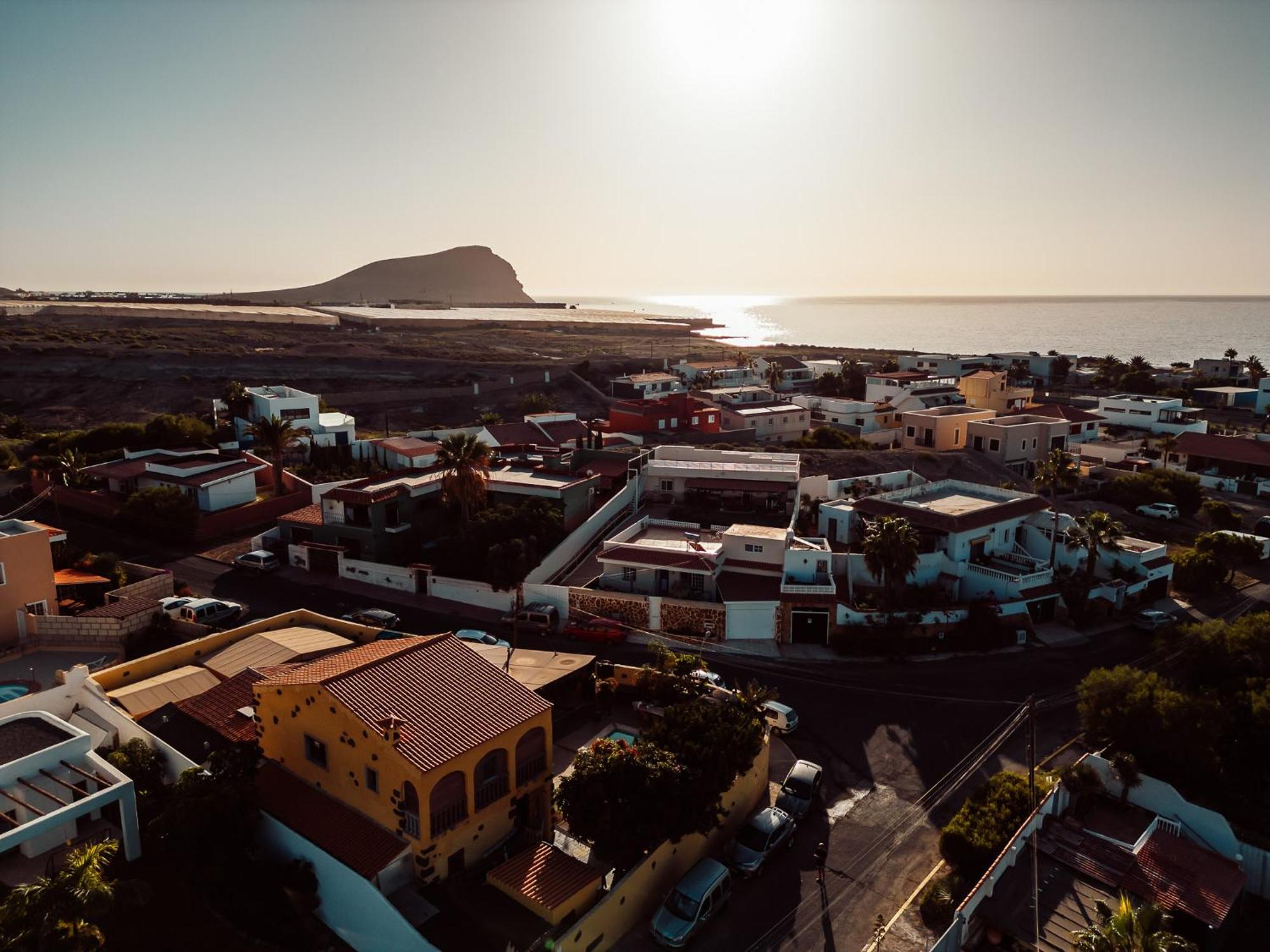 Hostel Los Amigos Yoga & Wellness La Mareta Luaran gambar